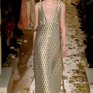 valentino-spring2016-ellevietnam(18)