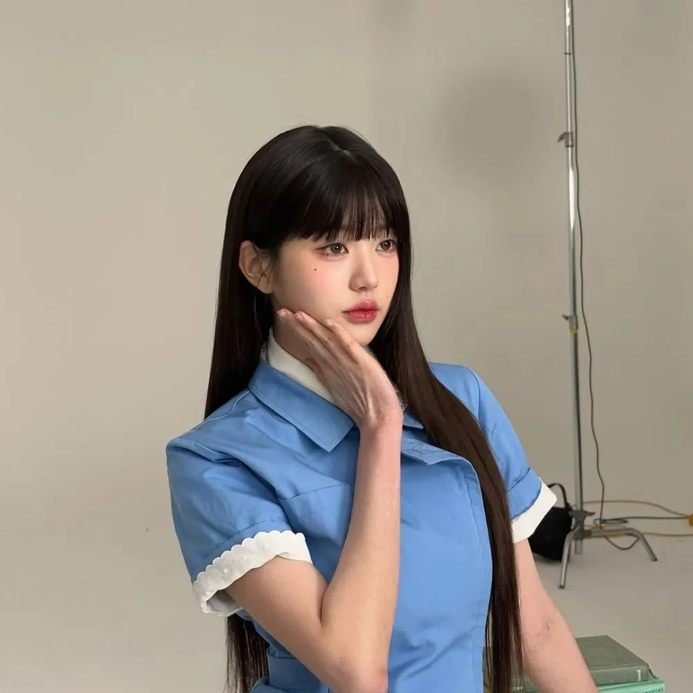 Jang wonyoung có làn da không tì vết nhờ chăm chỉ chăm sóc da