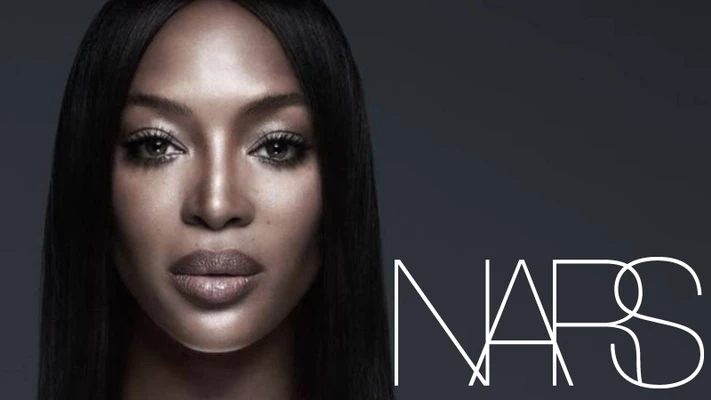 Naomi Campbell trở thành đại sứ thương hiệu mỹ phẩm Nars trong năm 2019