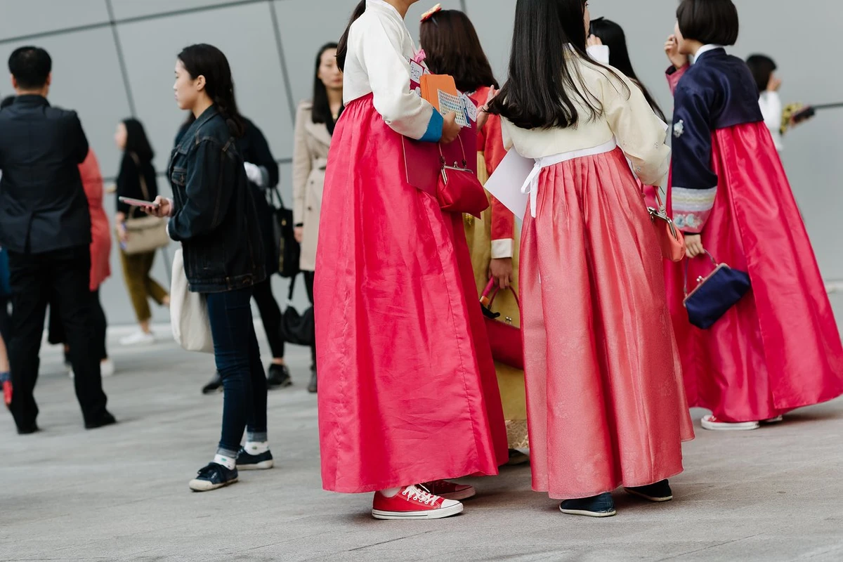 SFW Xuân-Hè 2016 17