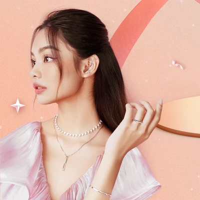 Trang sức vàng trắng và bạch kim