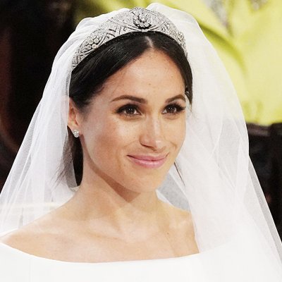 phong cách trang điểm hoàng gia Meghan Markle