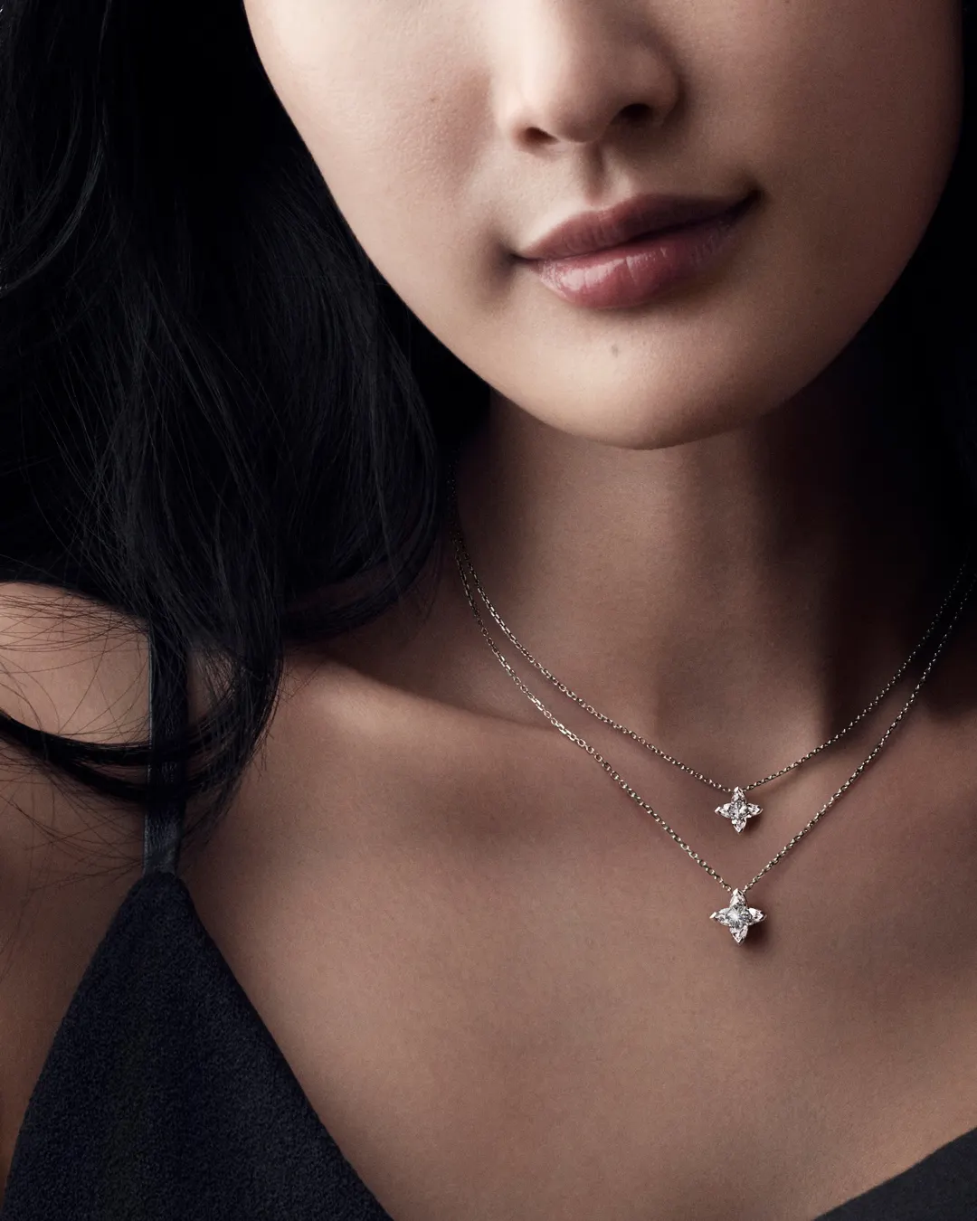 Vòng cổ Louis Vuitton kiem cương 