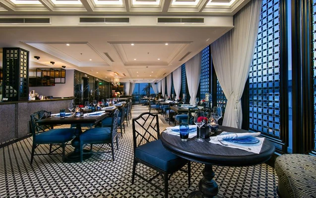 Độc đáo và tinh túy Nhà hàng Red Bean & Twilight Sky Bar - ELLE VN