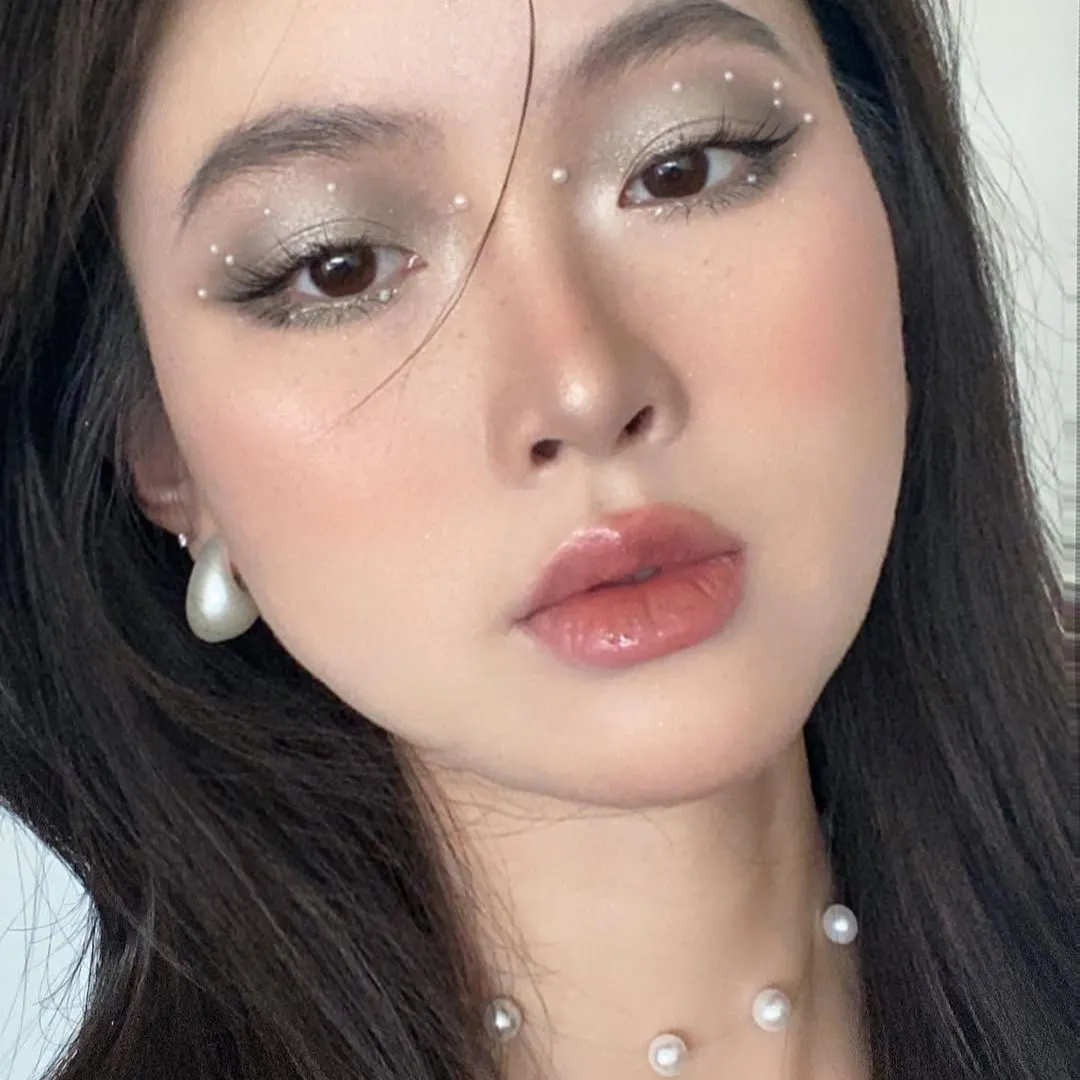 Nhà Nước với layout trang điểm giáng sinh tinh tế