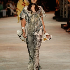 Tuần lễ Thời trang ELLE Thailand Xuân Hè 2016