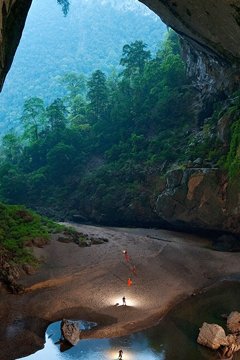 Du lịch Hang Én bằng hình thức trekking