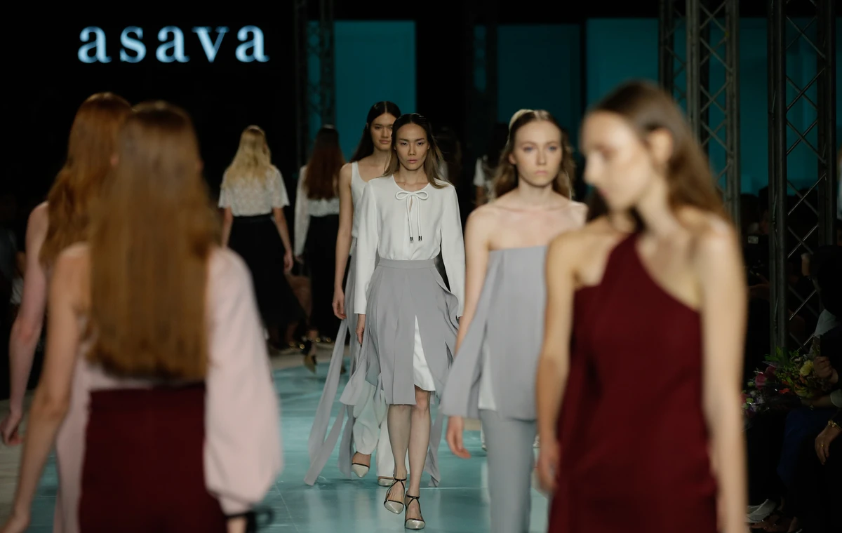 Tuần lễ Thời trang ELLE Thailand Xuân Hè 2016