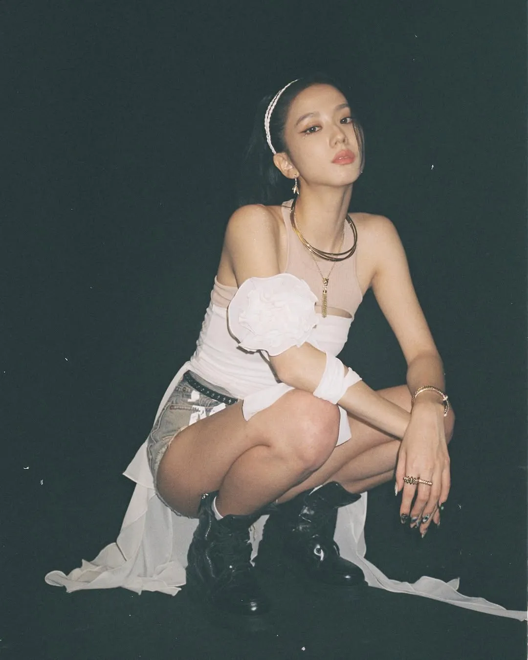 Jisoo diện thiết kế FANCì Club
