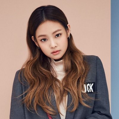 Jennie Black Pink ft1