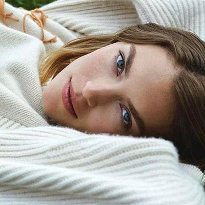 hữu cơ Arizona Muse chia sẻ bí quyết làm đẹp