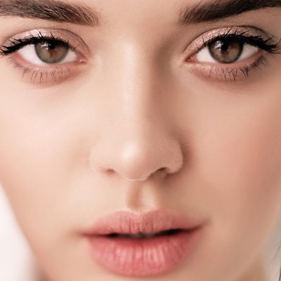trị mụn ẩn dưới da ft
