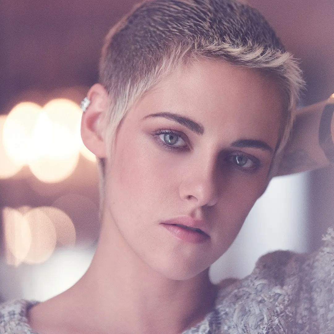 Nàng thơ tân thời Kristen Stewart đẹp đến nao lòng trong bộ ảnh mới của CHANEL