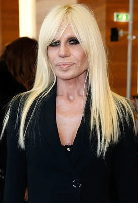 Donatella Versace - người thừa kế sáng giá ở vương quốc thời trang