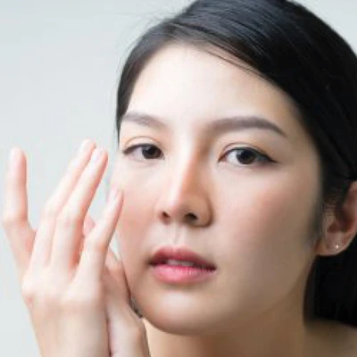 serum đặc trị chăm sóc da tại nhà