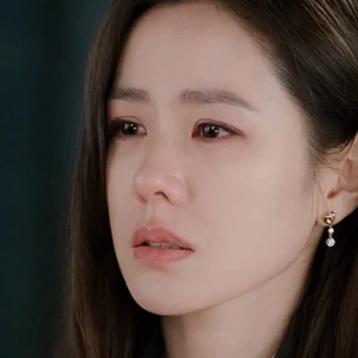Nên làm gì để tâm trạng tốt hơn sau 1 đêm khóc nhiều
