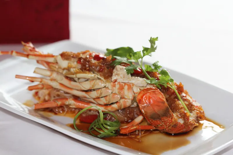 Sheraton Saigon _ Li Bai _ Women's Day Set Menu - elle vietnam