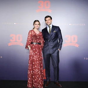 Olivia Palermo và Johannes Huebl tại show diễn Tommy Hilfger