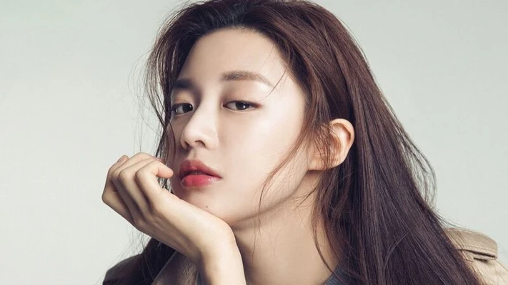 jun ji hyun trang điểm lâu trôi