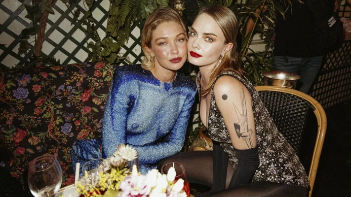 Đêm Tiệc Sau Vogue World: Gigi Hadid, Sabrina Carpenter và dàn sao tỏa sáng dưới ánh đèn Paris