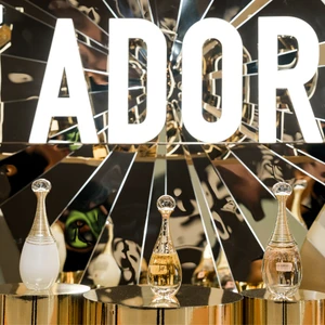 Dior - L'or de J'adore