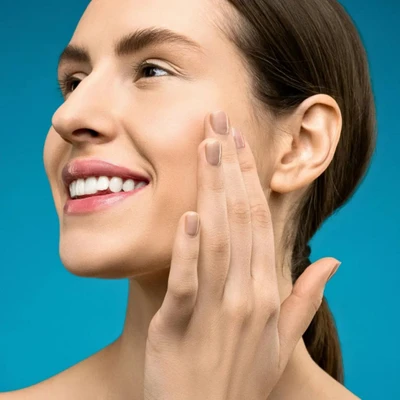 Răng sứ bị hôi, thâm nướu và những nỗi lo không của riêng ai