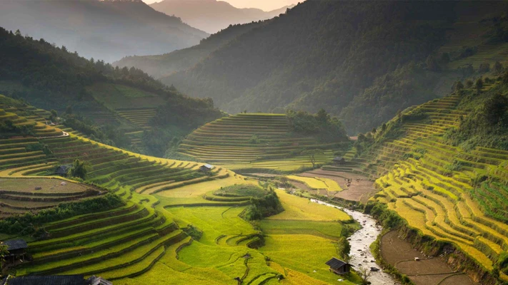 địa điểm thu hút khách du lịch ở việt nam