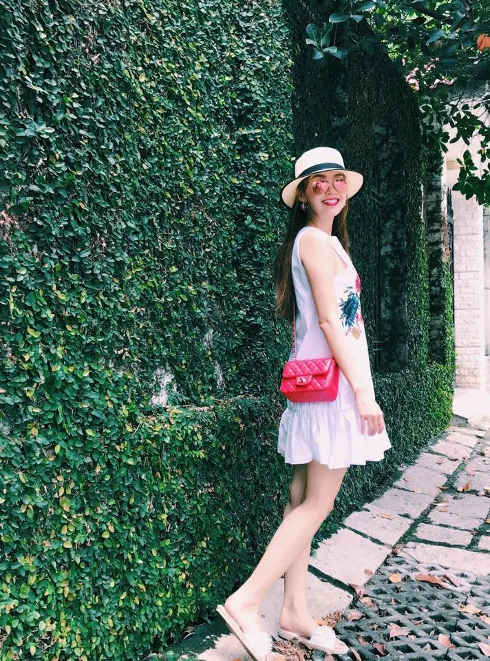 Minh HằngThời trang street style của sao và fashionista Việt ngày cuối tháng 5