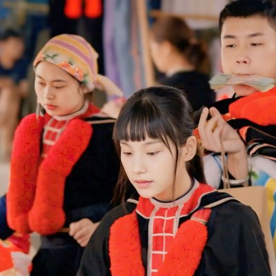 đi giữa trời rực rỡ phim việt