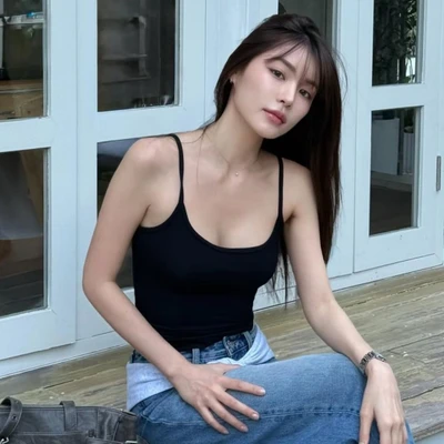 Người nổi tiếng Thái Lan với làn da đều màu