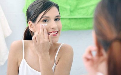 5 sản phẩm được đánh giá cao giúp xóa mờ nếp nhăn ở mắt