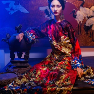 ao-dai-cuoi-Huynh-Hai-Long-Dang-The-Huy-Huong-xua-g