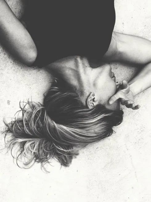 Khám phá bản thân: Tự trọng hay tự ái - ELLE.VN