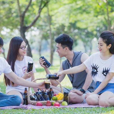 Giải khát và dưỡng nhan với đồ uống từ mầm lúa mạch I ELLE Việt Nam