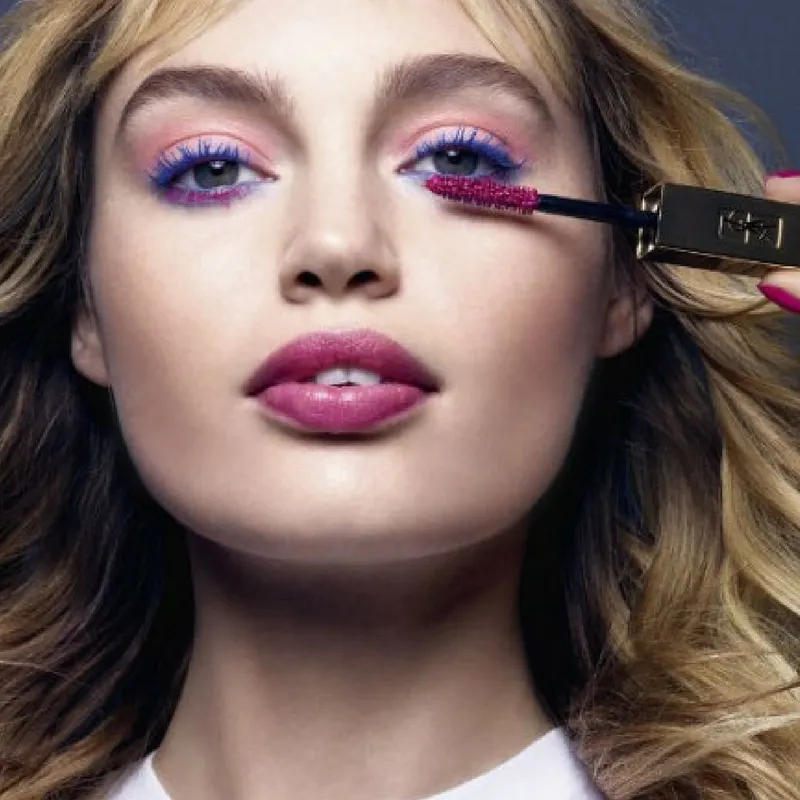 mascara màu xanh