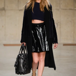 Người mẫu thấp bé có chỗ đứng ở làng thời trang chuyên nghiệp? - ELLVN