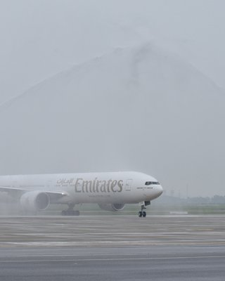Emirates mở đường bay mới đến Hà Nội và Yangon