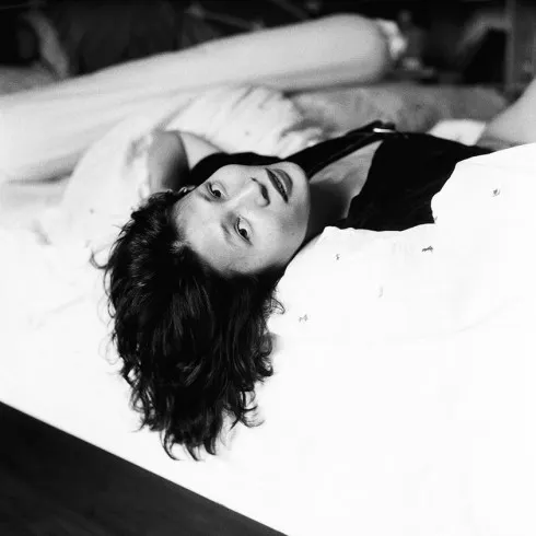 Chân dung NTK Li Lam "hoang dại và đàn bà" - ELLE.VN