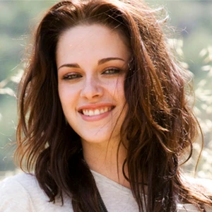 Bí quyết làm đẹp với sắc đỏ của Kristen Stewart