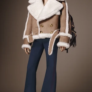 bo-suu-tap-thoi-trang-burberry-prosum-pre-fall-2016 7