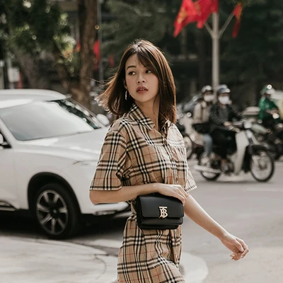 phí phương anh mặc đẹp mùa thu