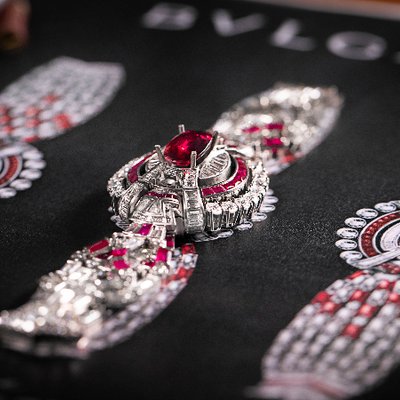 đồng hồ magnifica ruby methamorphosis
