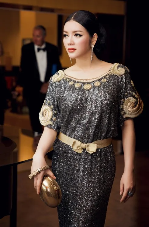 Lý Nhã Kỳ tiep tuc gay an tuong trong ngay thu 2 tai cannes 2016 – ellevietnam 01