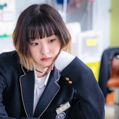 Sở hữu màu tóc đẹp thời thượng như nữ chính