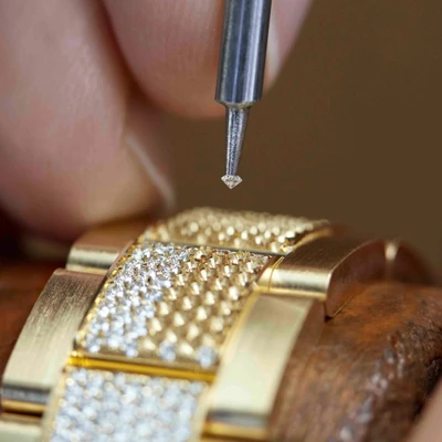 nghệ thuật đính đá quý của Rolex