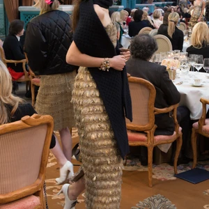 bst thoi trang chanel prefall 2017