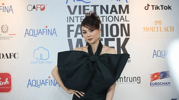 Aquafina Tuần lễ Thời trang Quốc tế Việt Nam