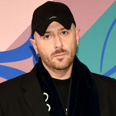 tin thời trang - nhà thiết kế Demna Gvasalia 3