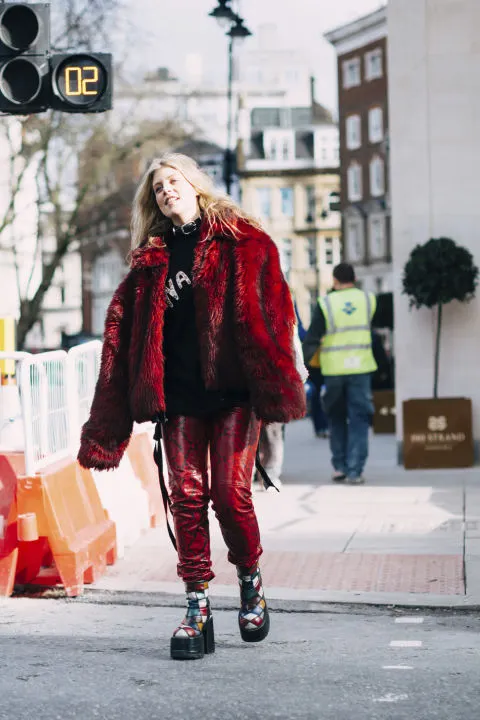 Muôn vẻ street style tại Tuần lễ thời trang London Thu-Đông 2017 - ELLE VN