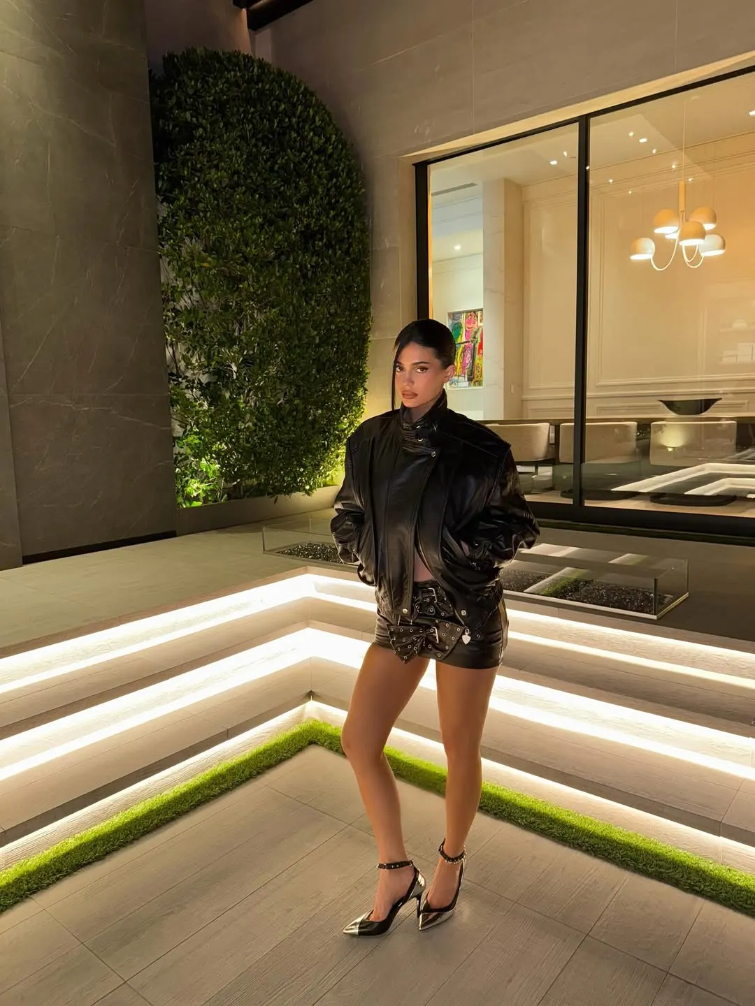 Kylie sang trọng